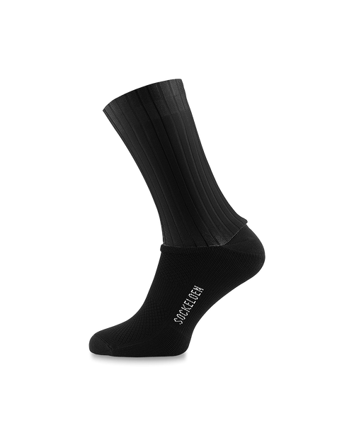 Allblack-aero-cycling-socks-sockeloen