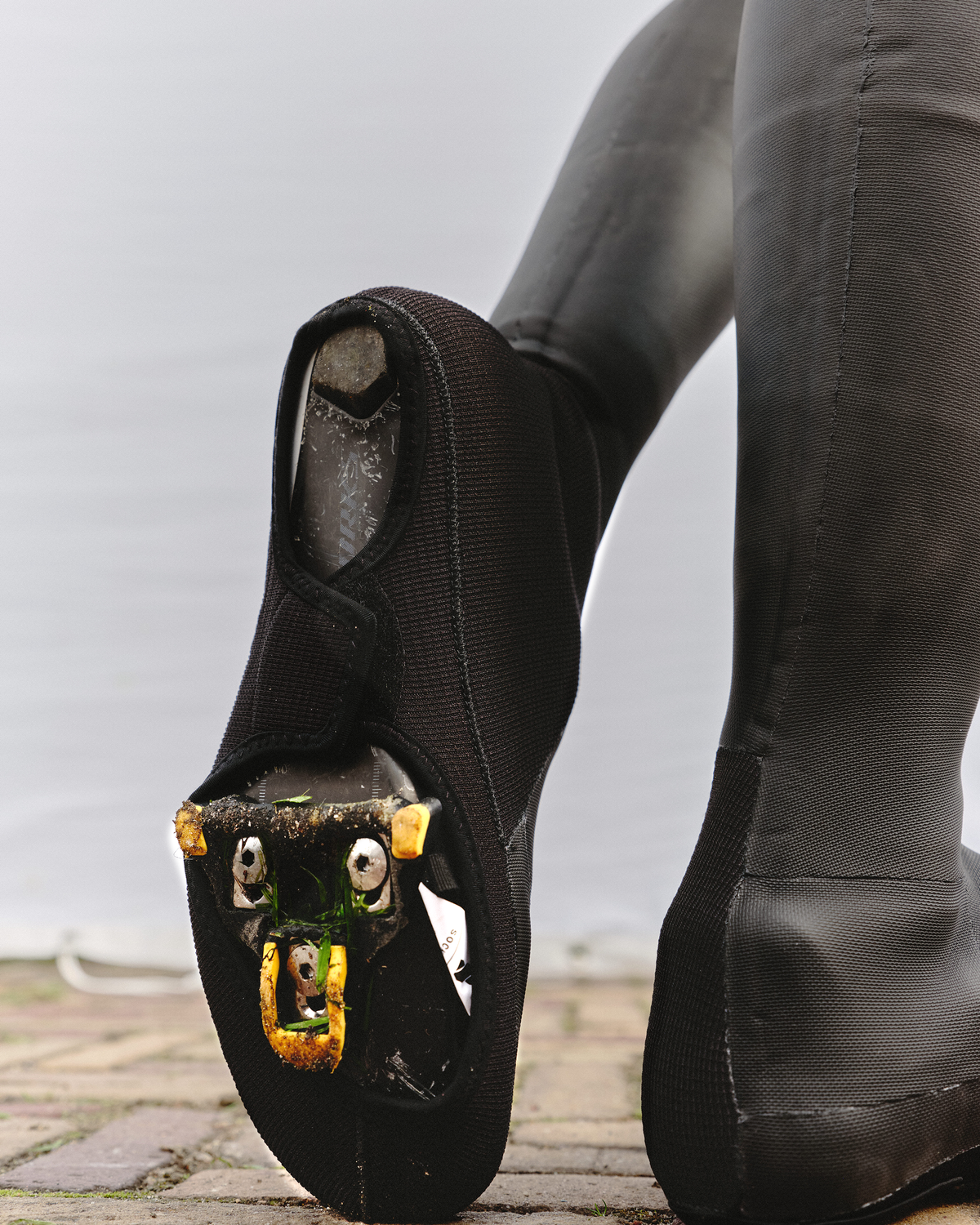SHOECOVER25HIGH