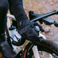 black-wind-block-gloves-accessoires-sockeloen