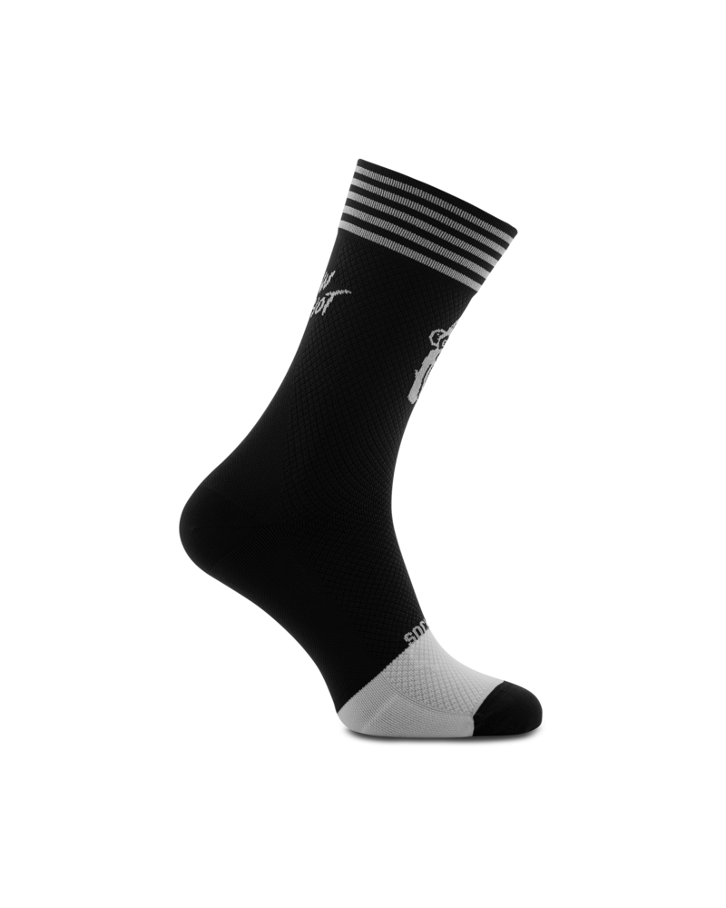black-i-know-im-hot-cycling-socks-sockeloen
