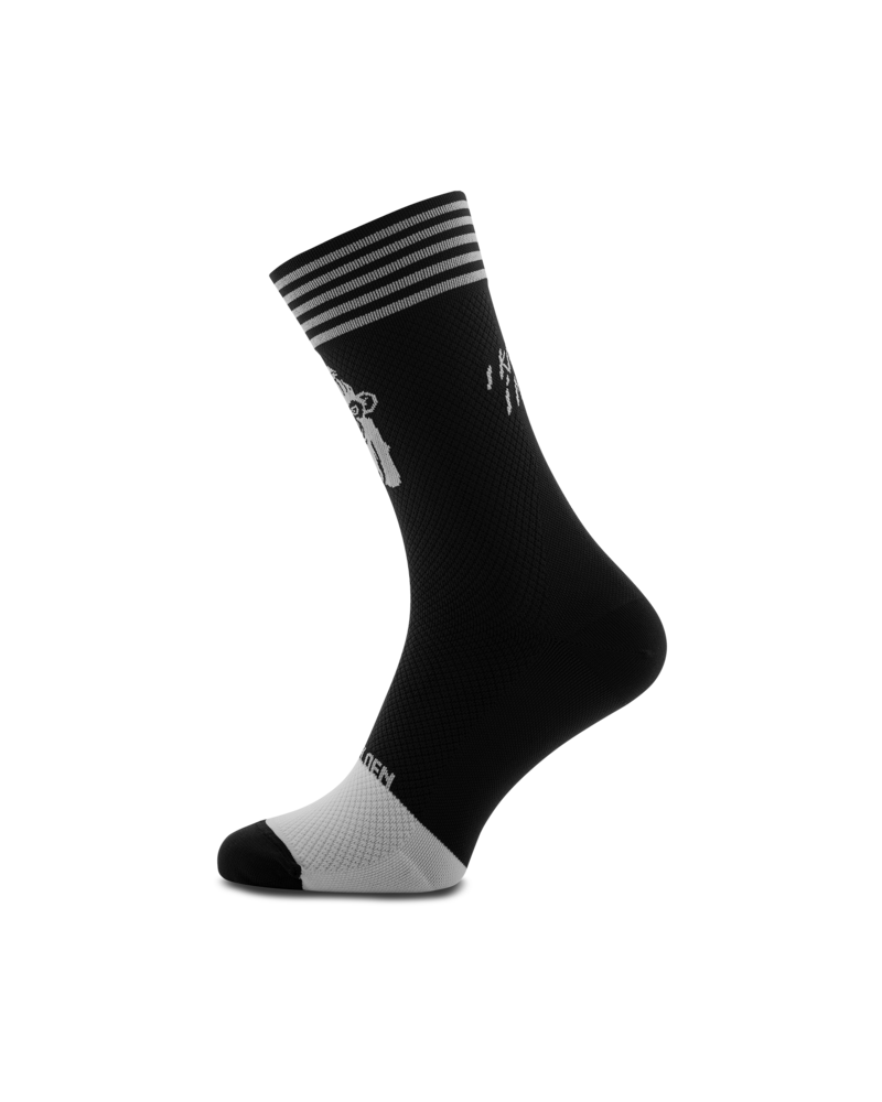 black-i-know-im-hot-cycling-socks-sockeloen