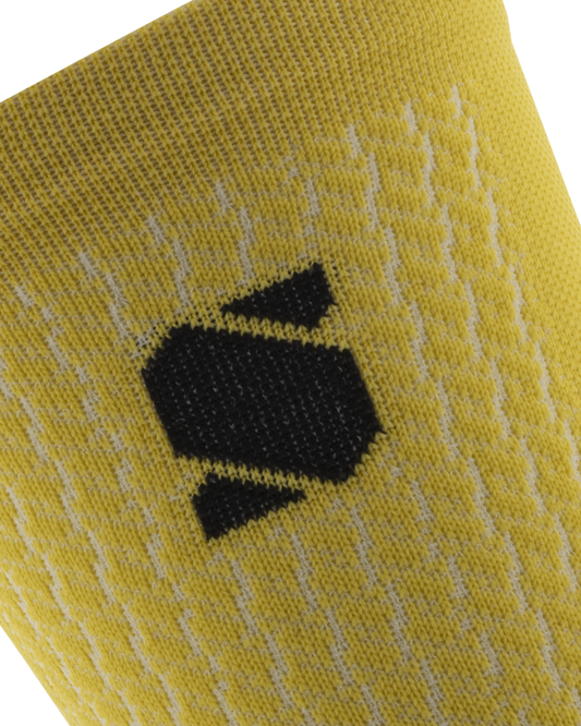 yellow-unfollow-cycling-socks-sockeloen