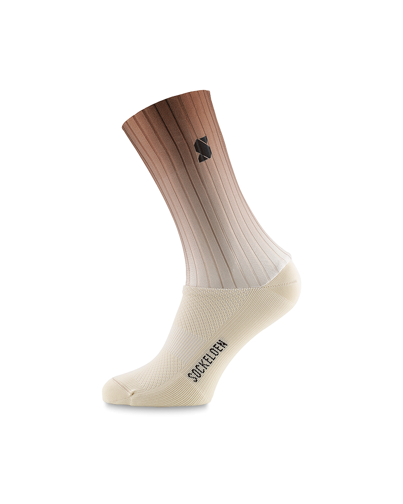 wood-aero-cycling-socks-sockeloen